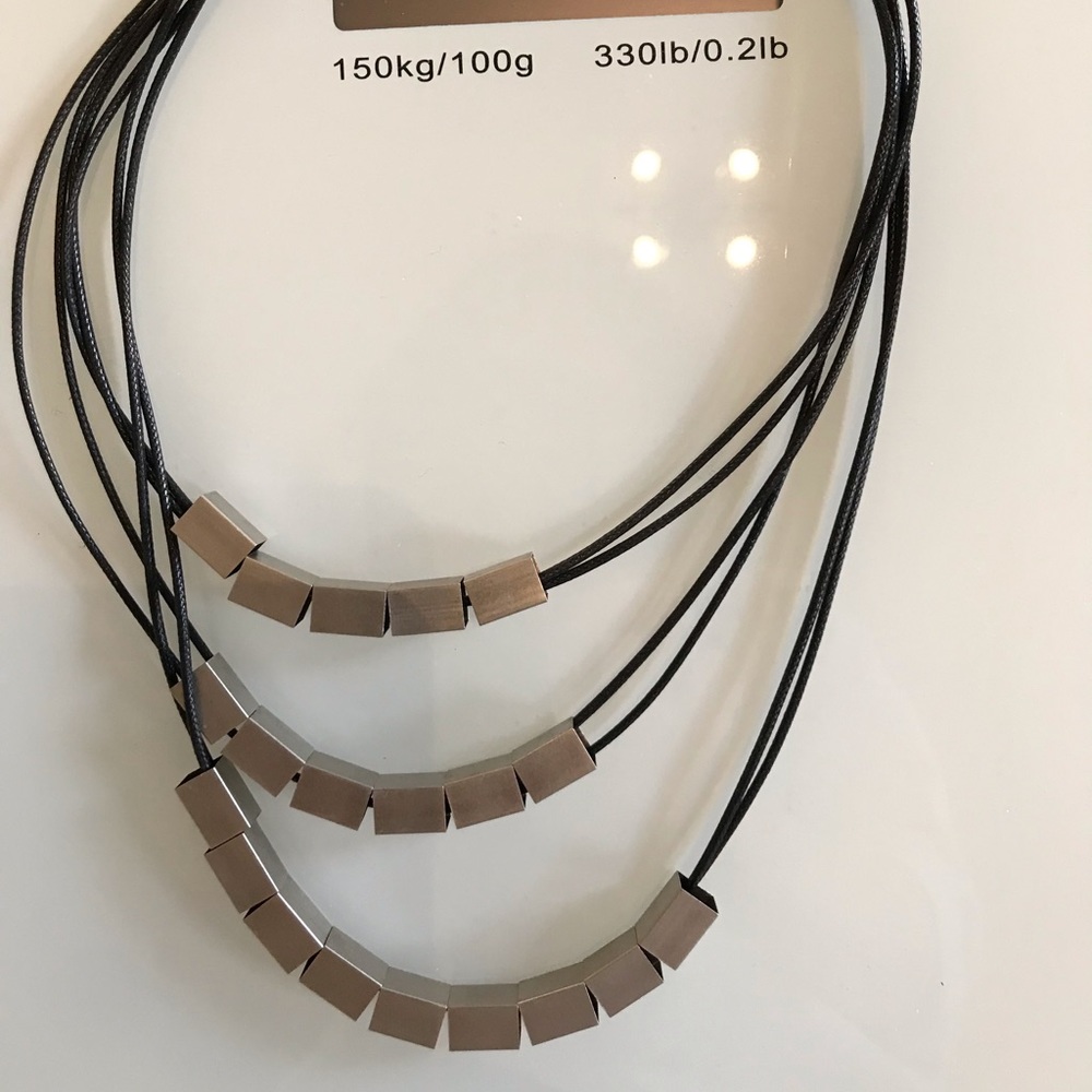 Metal 3 tier necklace